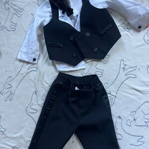 Van Heusen Black and White Kids Formal Outfit
